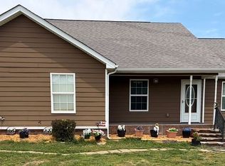 131 Fredonia Farm Rd, Dunlap, TN 37327