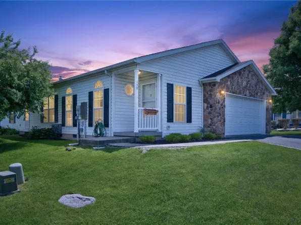 698 San Simeon Pl, Easton, PA 18040