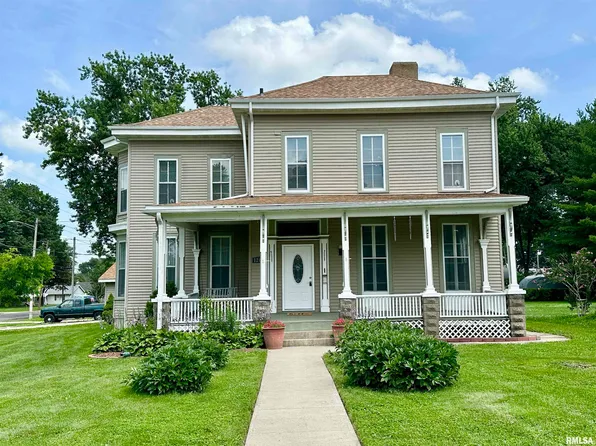 1206 S Clay Ave, South Jacksonville, IL 62650