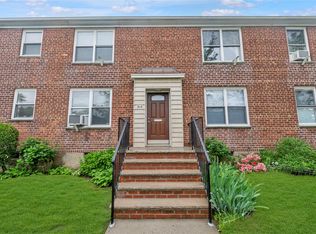 204-08 35th Ave #247, Bayside, NY 11361