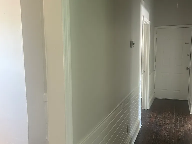 520 E Hall Ln — Photo 37