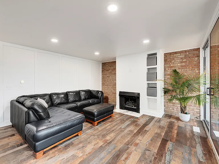 6023 Forest View Rd #1E — Photo 15