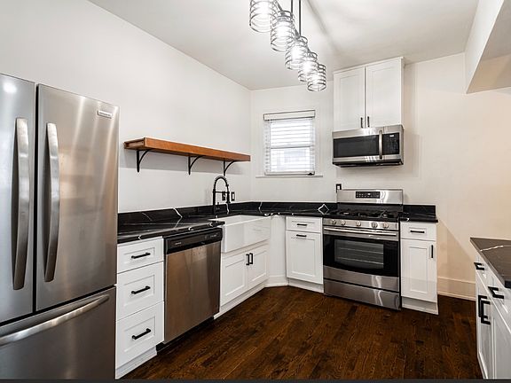 2nd image of 1603 E Kane Pl