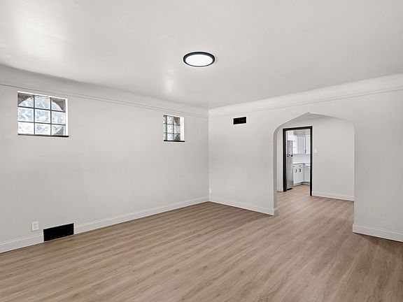2nd image of 4657 Pennsylvania Ave