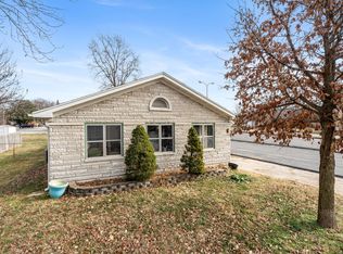 848 S Newton Ave, Springfield, MO 65806