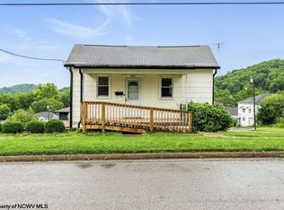 2300 Pride Ave, Clarksburg, WV