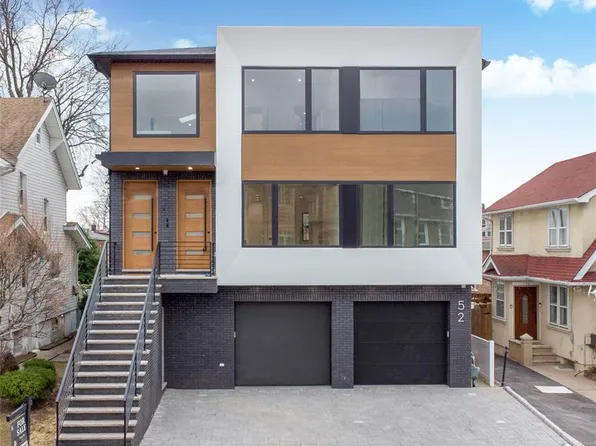 52 W Harwood Ter, Palisades Park, NJ 07650