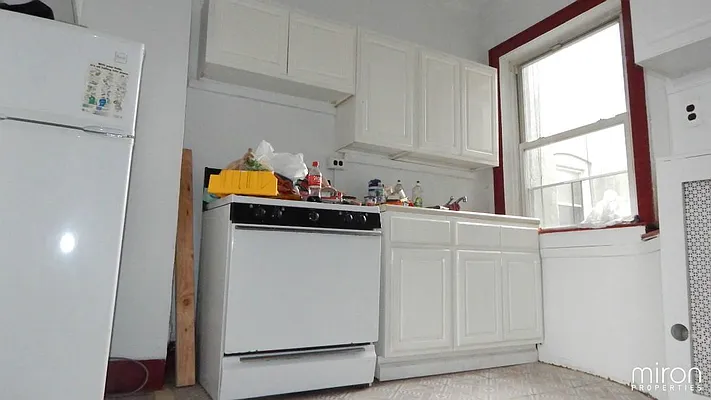 Rented by Miron Properties | media 37