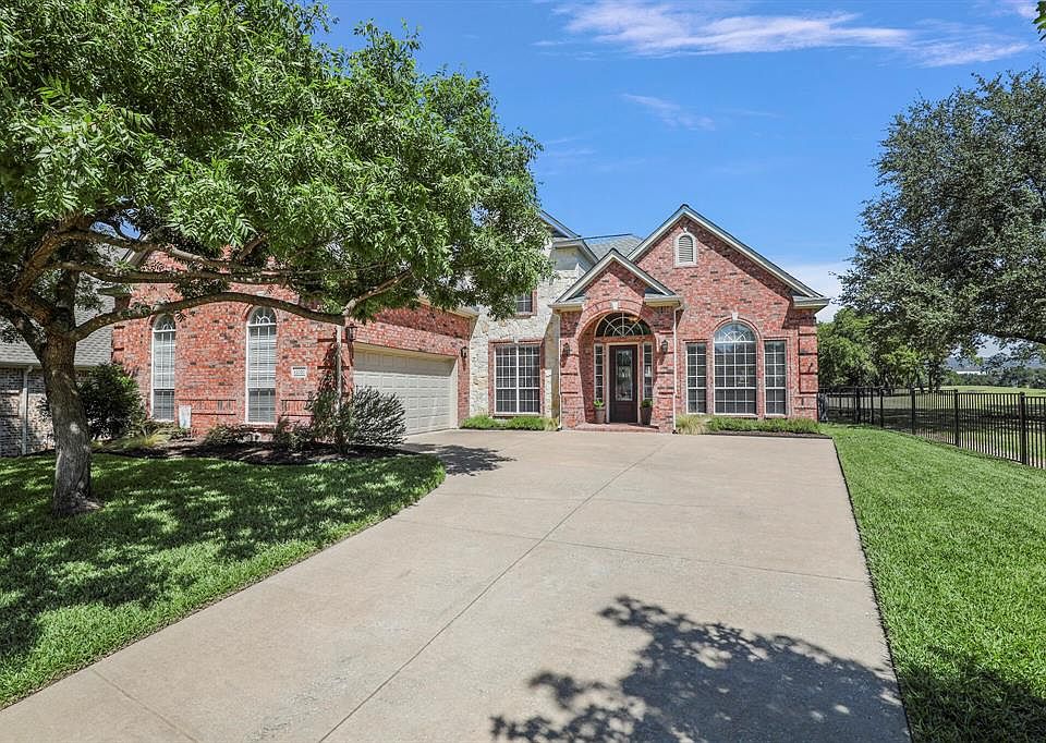 1st image of 12020 Wishing Well Ct