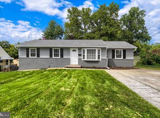 696 W Maple Rd, Linthicum, MD 21090