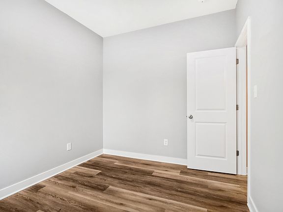 5th image of 2106 N Talbott St #1