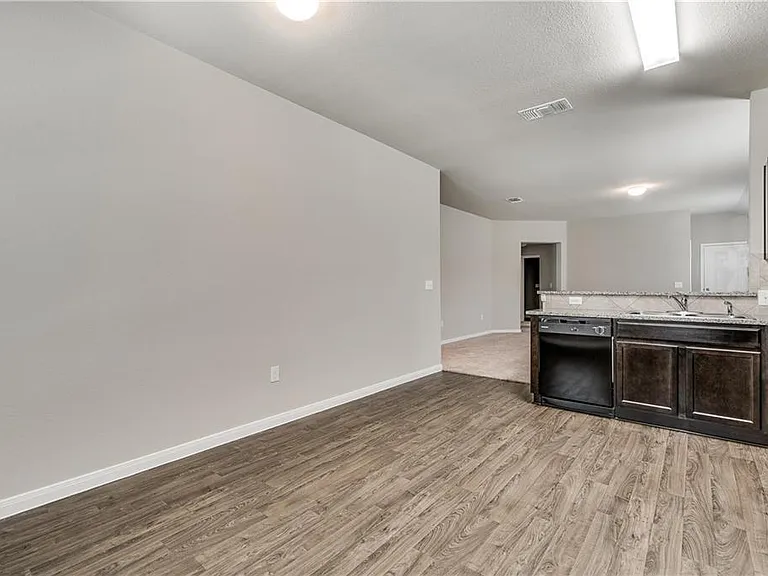 185 Voss — Photo 21
