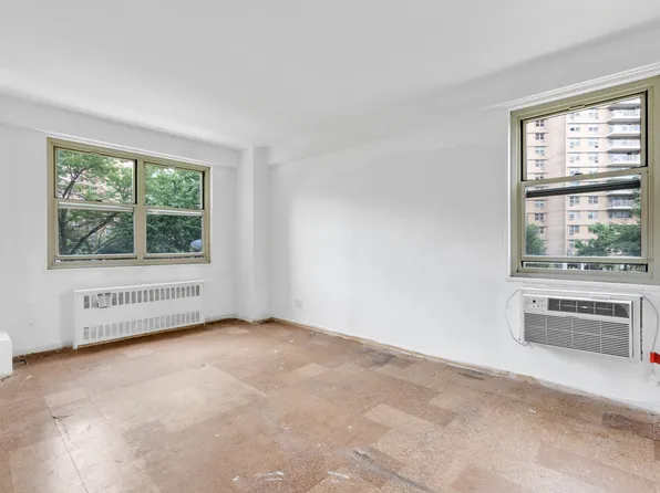 2928 West Fifth Street image 14 of 21