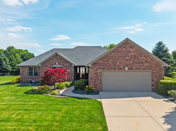 95 Brunnemer Ridge Dr, Whiteland, IN 46184