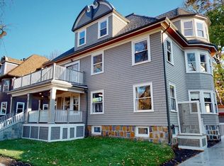 50 Russell St #2, Brookline, MA 02446