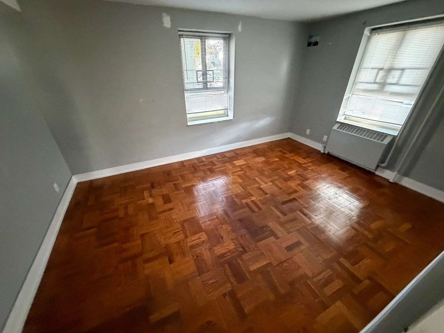 71st Cres, Fresh Meadows — Photo 4
