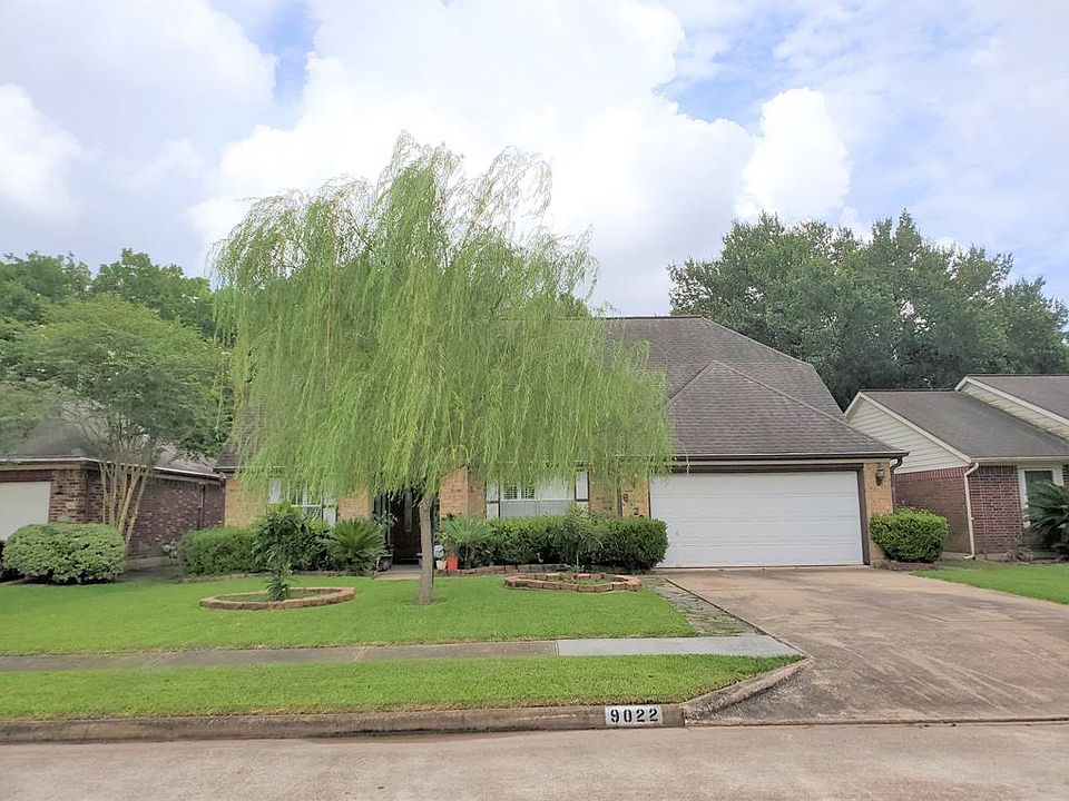 1st image of 9022 Smokehollow Dr
