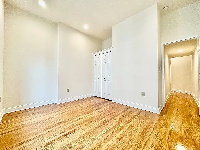 129 E 90th St #5W — Photo 11