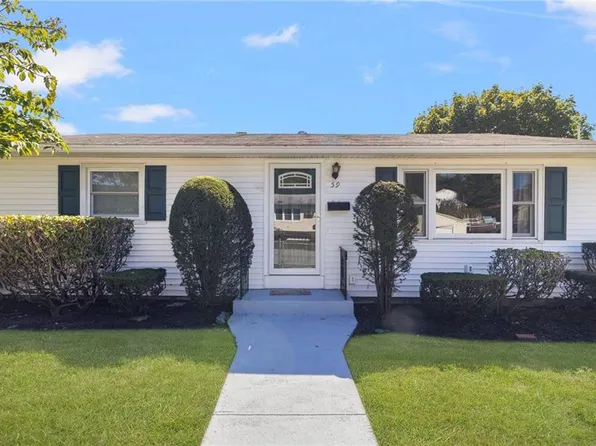59 Alexander St, North Providence, RI 02904