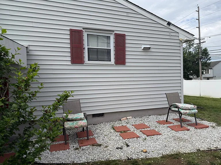 7556 Baxter Ave — Photo 9