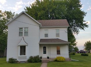304 E Elm St, Lone Tree, IA 52755
