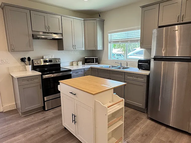 5059B Ludgate Dr — Photo 1