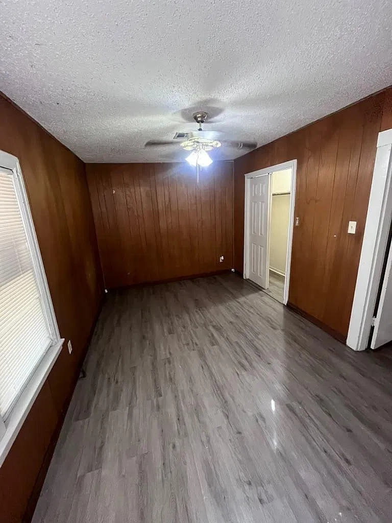 2 bed, 1200 sqft, $875 — Photo 3