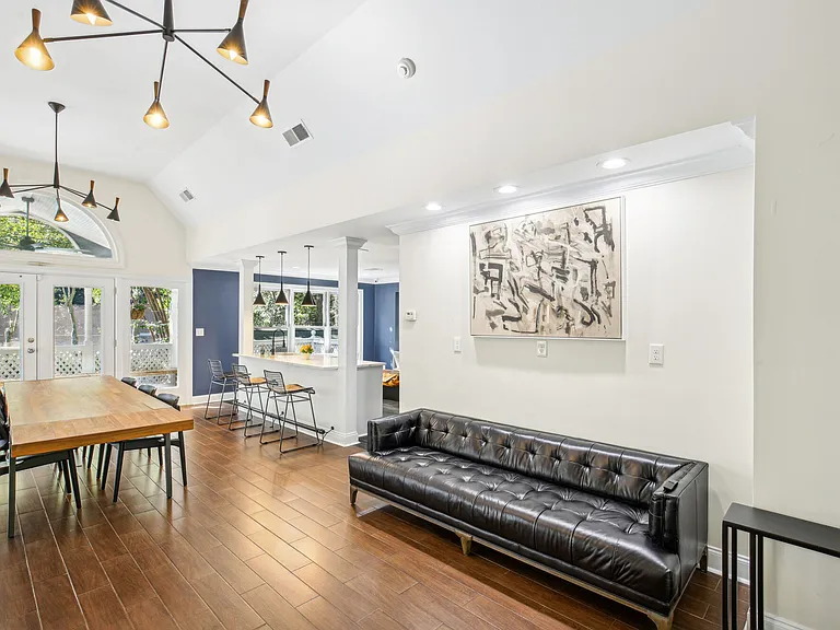 Community Kitchen and Lounge