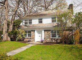 34 Ritchie Dr, Yonkers, NY 10705