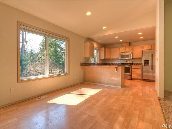 5th image of 19113 21st St S