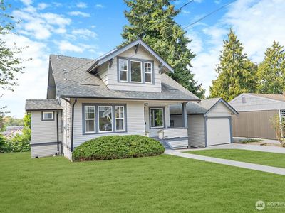 9835 60th Avenue S, Seattle, WA, 98118