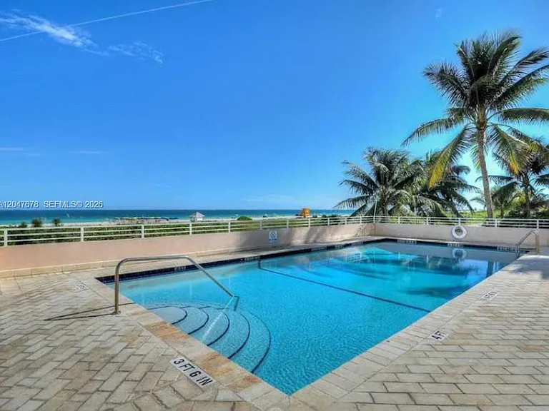 345 Ocean Dr #525 — Photo 10