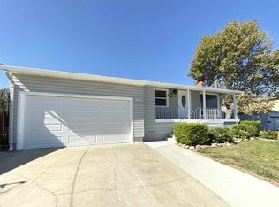 19197 Almond Rd, Castro Valley, CA 94546