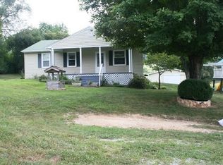 111 Stephenson Rd, Unicoi, TN 37692