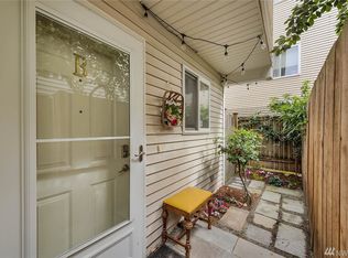 10537 Midvale Ave N UNIT B, Seattle, WA 98133