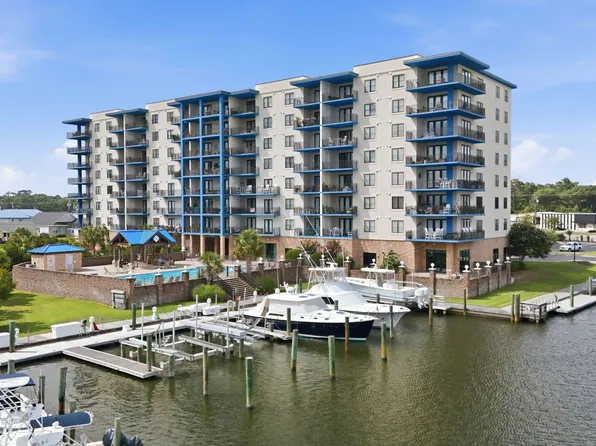 4425 Arendell St Unit 101, Morehead City, NC 28557
