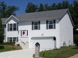 208 Shade Tree Ct, Lake Saint Louis, MO 63367
