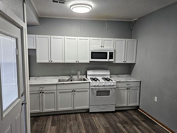 Full view of Kitchen