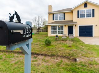 123 Kawainui Ln, Bastrop, TX 78602