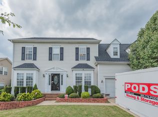 4010 Waters Reach Ln, Indian Trail, NC 28079