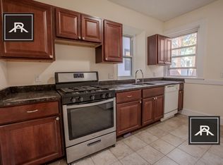 391 Harvard St #4, Brookline, MA 02446