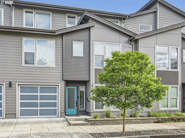 670 NE Webster St, Portland, OR 97211