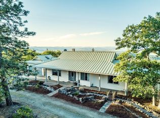 1776 Commanche Dr, Medford, OR 97501