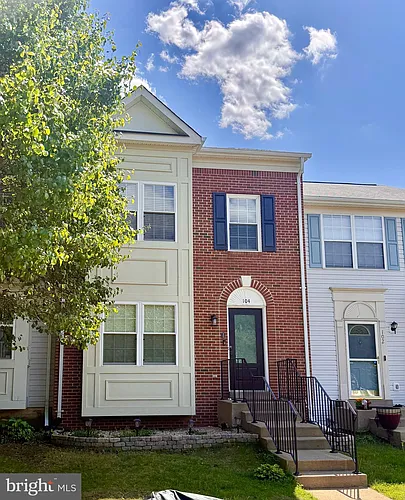 104 Rover Ct Photo 1