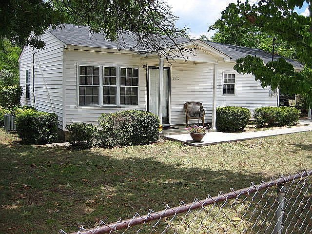 1st image of 3052 Tate Rd