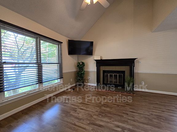 2nd image of 4201 Settlement Dr