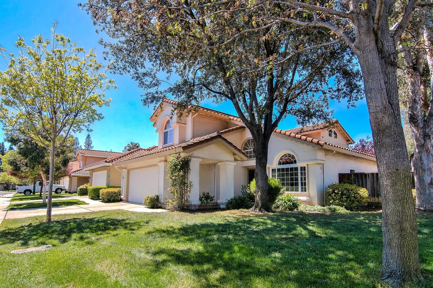 17115 Linda Mesa Dr photo 1