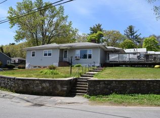 24 Queen Ave, Methuen, MA 01844