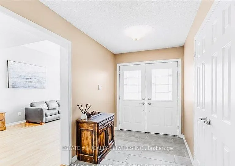 319 Granite Hill Rd — Photo 2