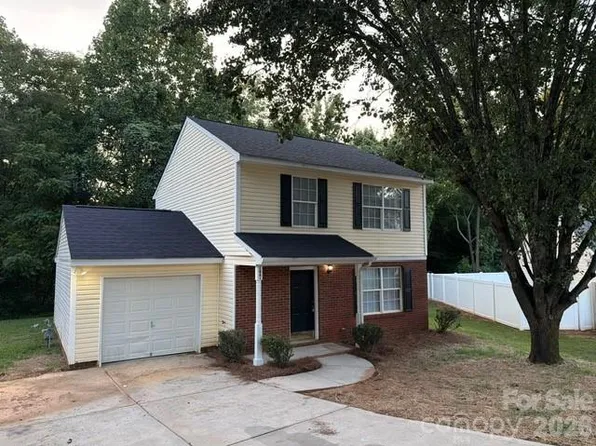 1841 Cagney St, Charlotte, NC 28262